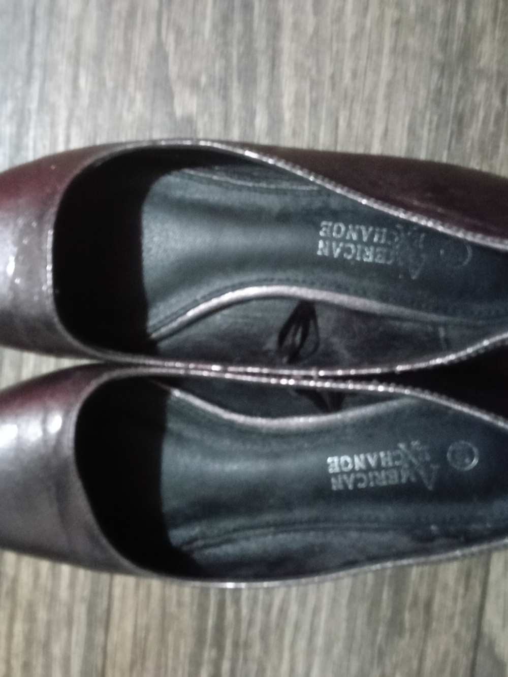 American Exchange Women's Burgundy Leather Flats
